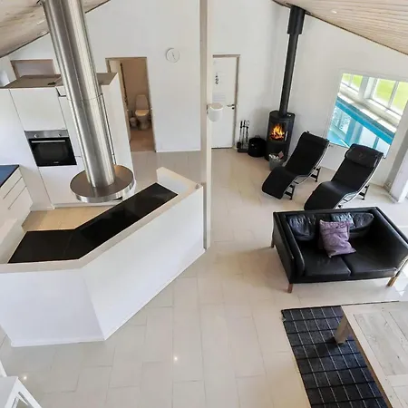 10 Person In Tatil Evi Hjørring