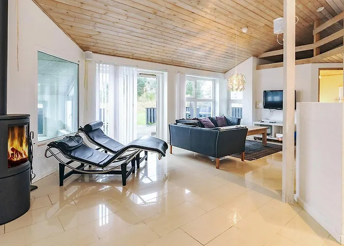 10 Person In Tatil Evi Hjørring