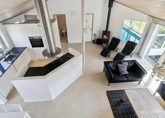 10 Person In Tatil Evi Hjørring
